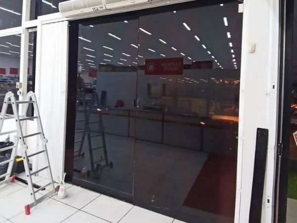 Películas para janelas comerciais em Brasília